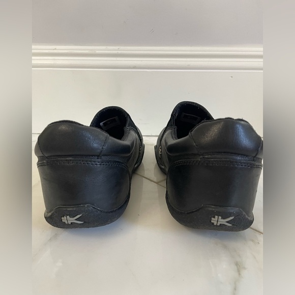 Kuru, 8.5, Kivi, womens black leather slip on comfort flat walking shoe - Picture 5 of 10